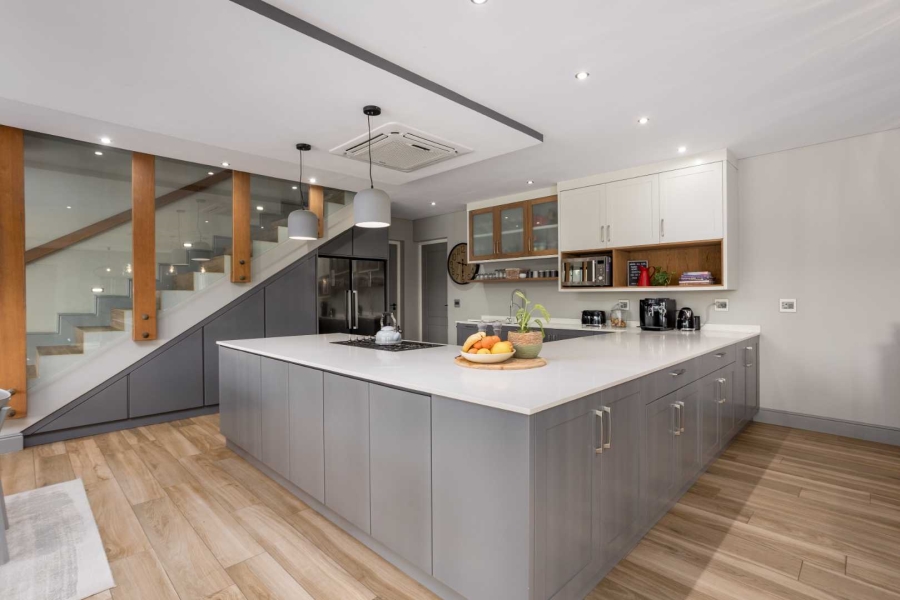 4 Bedroom Property for Sale in Val De Vie Estate Western Cape